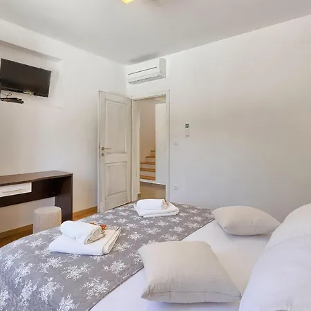 Дом отдыха Funcici