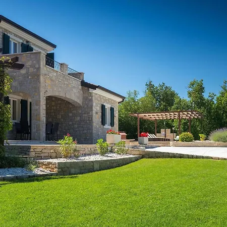 Funcici Holiday home *