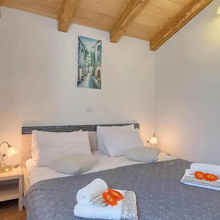 Funcici Holiday home *
