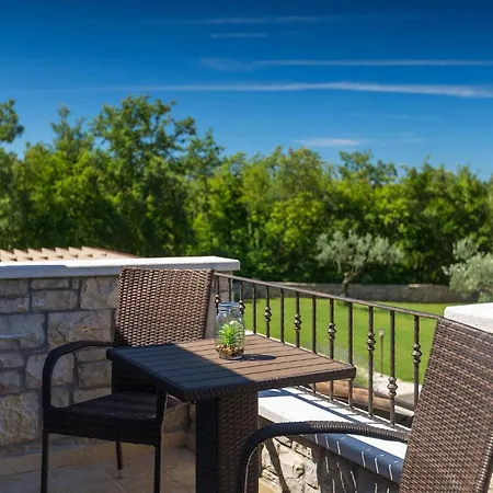 Holiday home Funcici Lovrinici